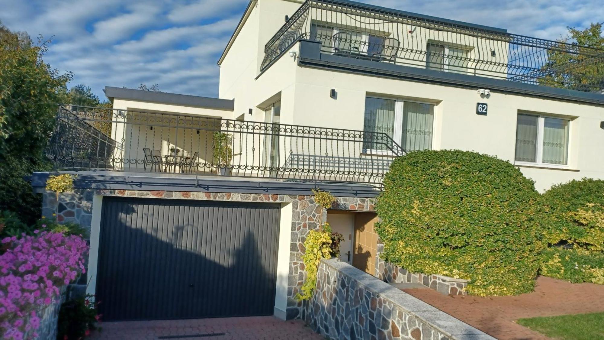 Villa Dzika Plaza — Photos 1